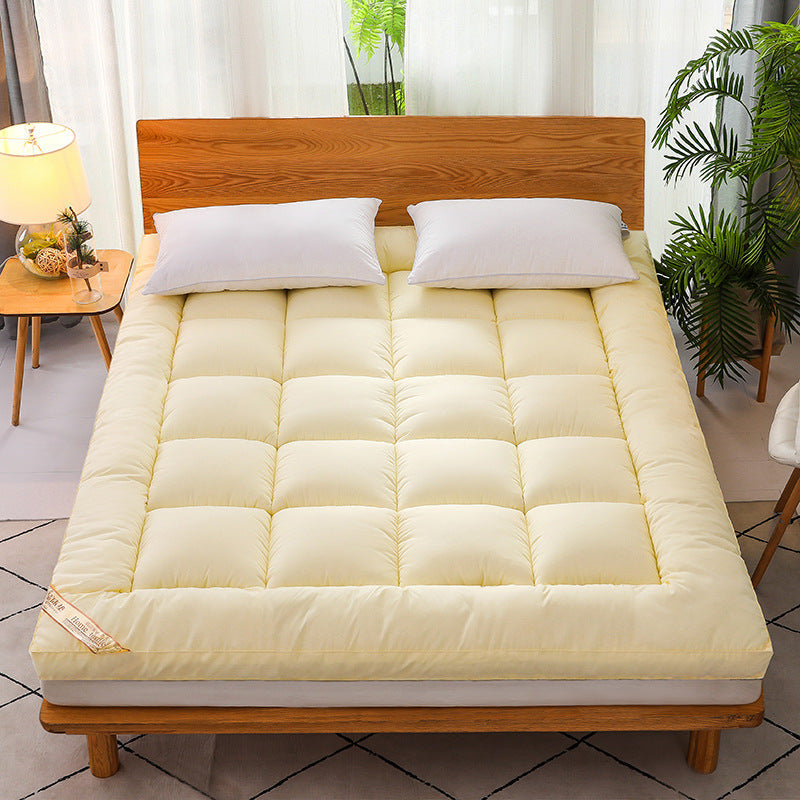 ☁️ Paksu ja tukeva petauspatja – pehmeä kuin pilvi, helppo pitää puhtaana! 50% alennus – tilaa nyt! 🛏️🧼