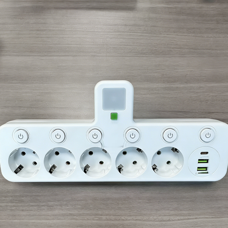 🔥Älykäs pistorasia USB-porteill