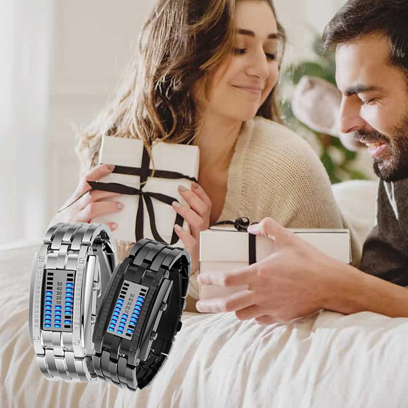 ⌚ NYT 50 % ALENNUS! 🤓 Cyberpunk-tyylinen binäärinen LED-kello – ”Only Geeks Get It” – Futuristinen, ainutlaatuinen ja huomiota herättävä sinisellä LED-näytöllä 💙