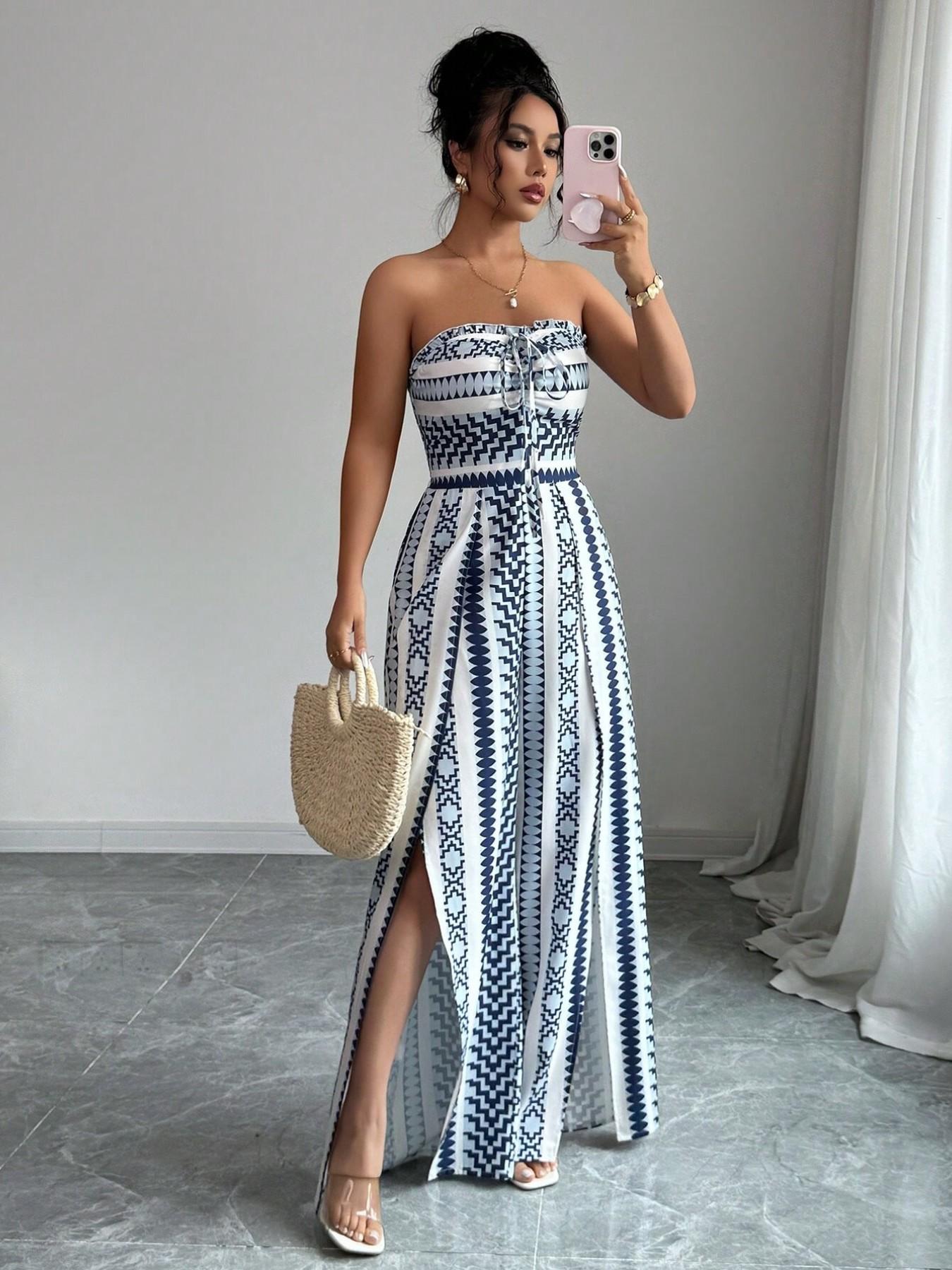👗💙 Geometrinen haalari, jossa on halterneck-kaula-aukko ja sivuhalkiot!